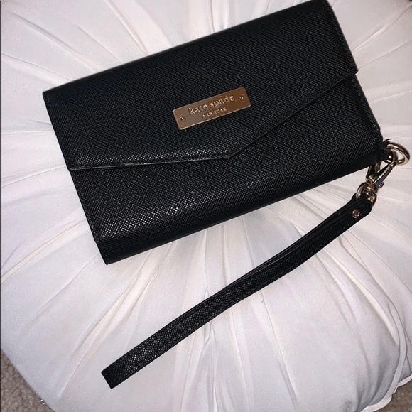 Kate Spade Wristlet - Picture 2 of 7